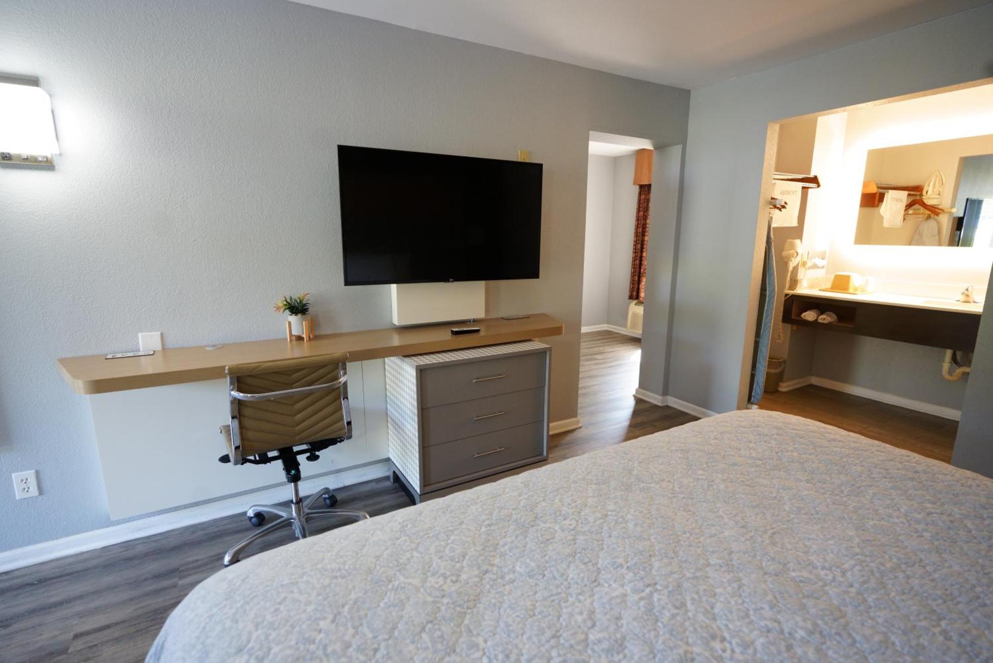 Columbus Inn And Suites Εξωτερικό φωτογραφία